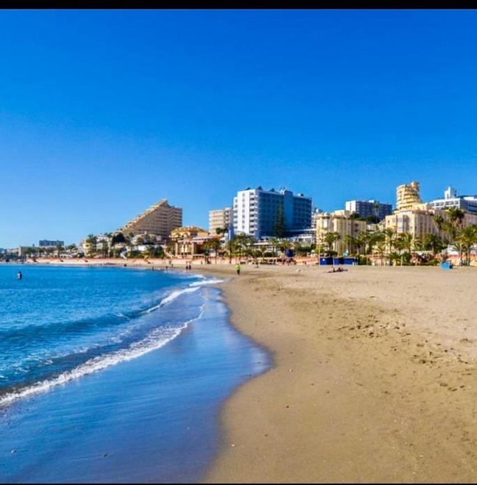 Iris Vistas Sea & Sun Benalmadena Apartment ภายนอก รูปภาพ