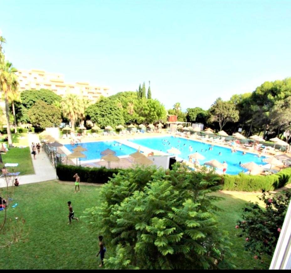 Iris Vistas Sea & Sun Benalmadena Apartment ภายนอก รูปภาพ