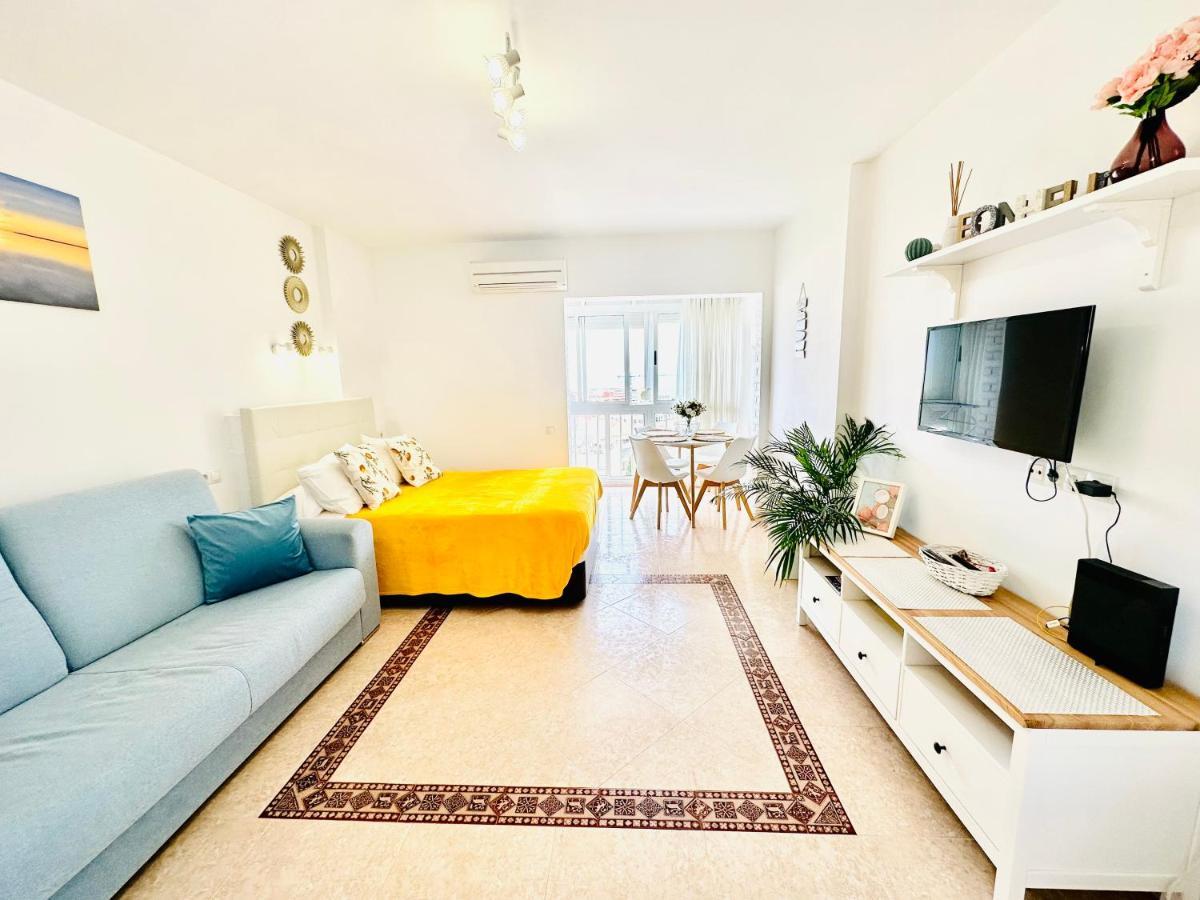 Iris Vistas Sea & Sun Benalmadena Apartment ภายนอก รูปภาพ