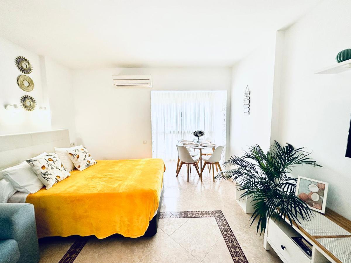 Iris Vistas Sea & Sun Benalmadena Apartment ภายนอก รูปภาพ