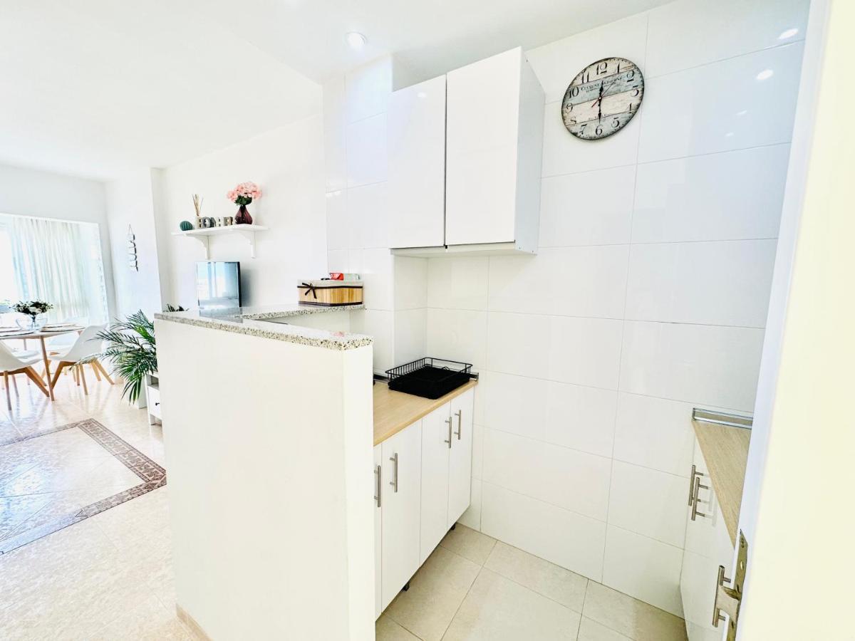 Iris Vistas Sea & Sun Benalmadena Apartment ภายนอก รูปภาพ